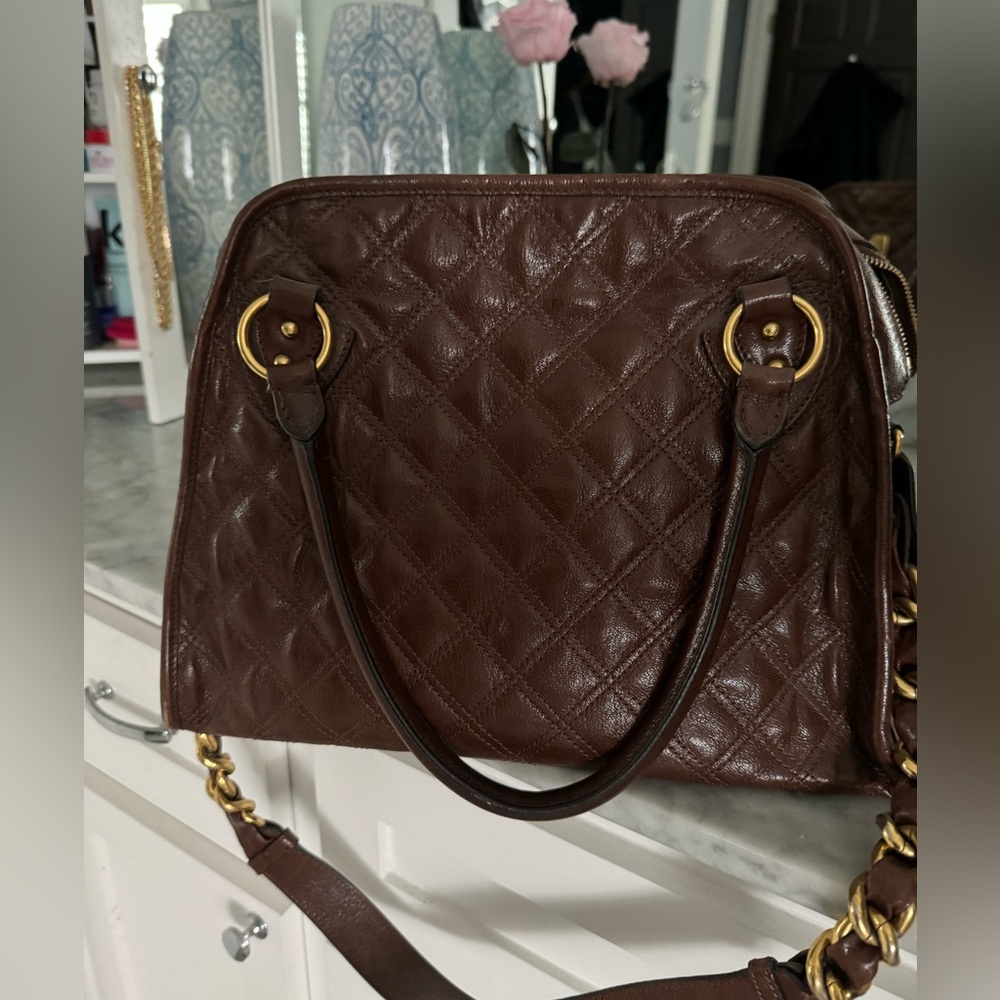 Elegant Brown Marc Jacobs Quilted Leather Handbag